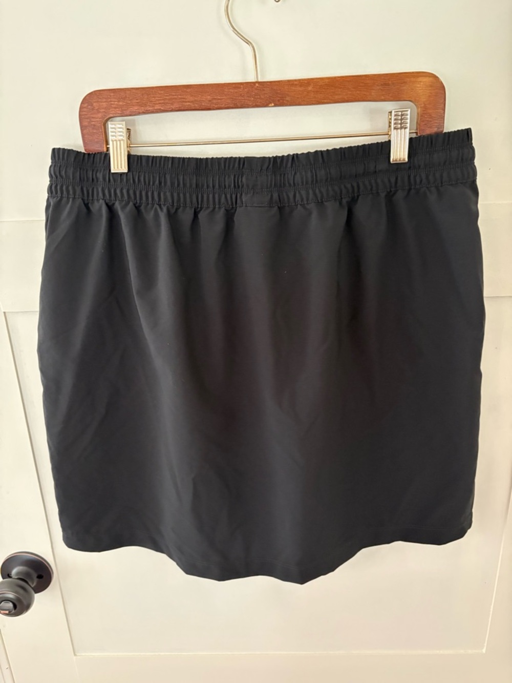 The North Face Drawstring Elastic Waist Performance Skirt. Size Large. - Picture 7 of 9